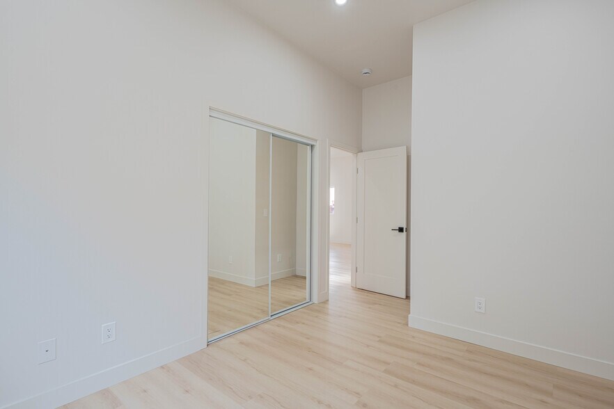 More Photos Of 987 Harcourt Ave, Seaside Multifamily For Sale