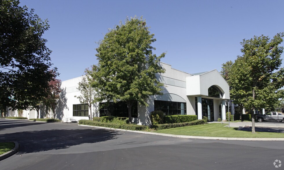 More Photos Of 30-50 Harlow Ct, Napa Warehouse For Lease