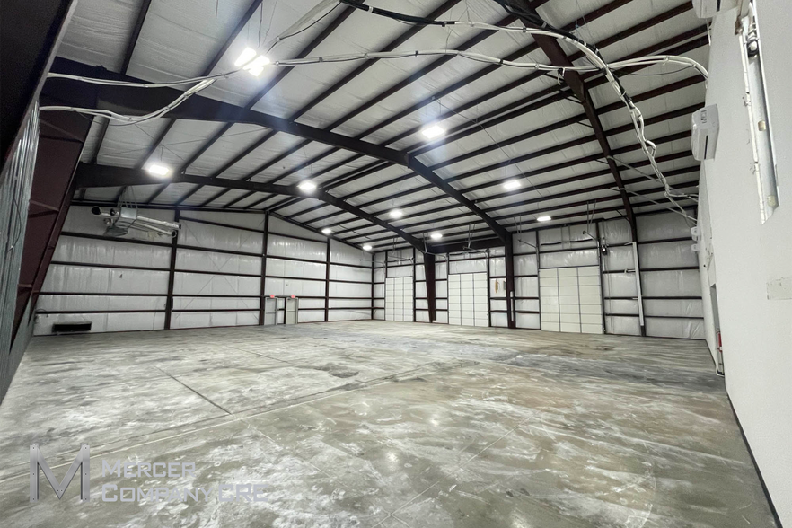 More Photos Of 2845 S Portland Ave, Oklahoma City Warehouse For Sale