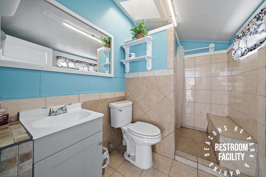 More Photos Of 301 S Fulton Beach, Rockport Trailer Camper Park For Sale