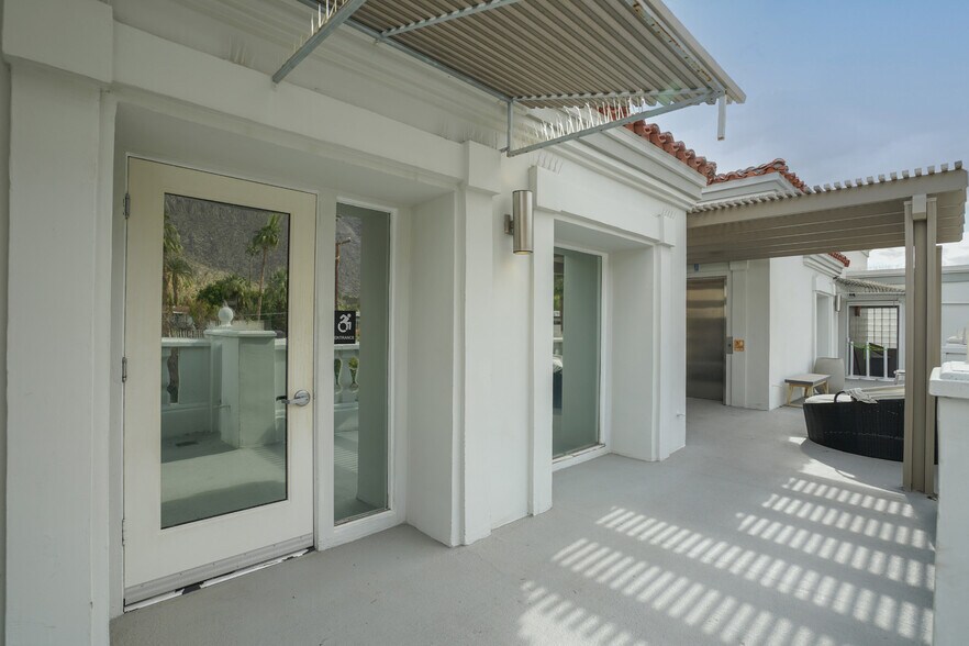 More Photos Of 353 S Palm Canyon Dr, Palm Springs Medical For Sale