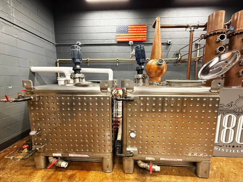 More Photos Of 314 Smith Ave, Thomasville Restaurant For Sale