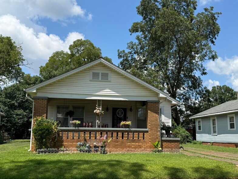 More Photos Of ,  Unknown For Sale