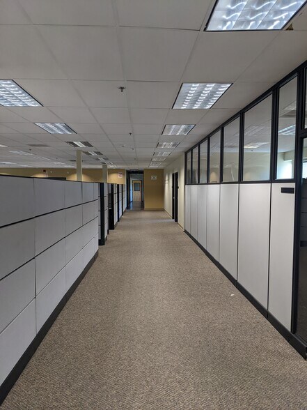 More Photos Of 5101 Office Park Dr, Bakersfield Medical For Lease