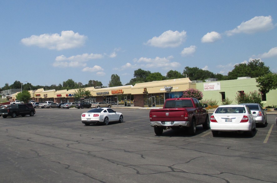 More Photos Of 14407 NE 23rd St, Choctaw Unknown For Lease