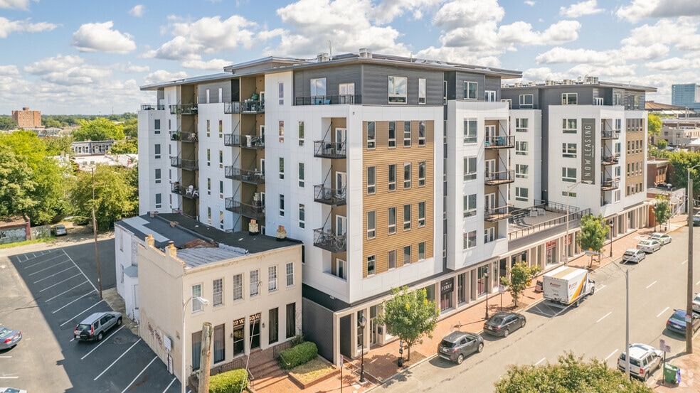 More Photos Of 2 W Marshall St, Richmond Apartments For Lease