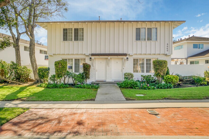More Photos Of 4420-4446 Calle Mayor, Torrance Apartments For Sale