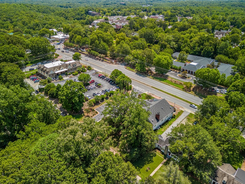 More Photos Of 114 Bulloch Ave, Roswell General Retail For Lease