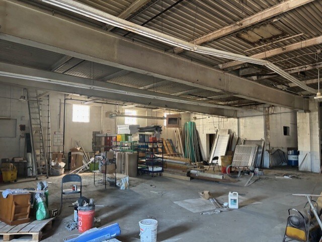 More Photos Of 442 S Green Rd, South Euclid Manufacturing For Sale