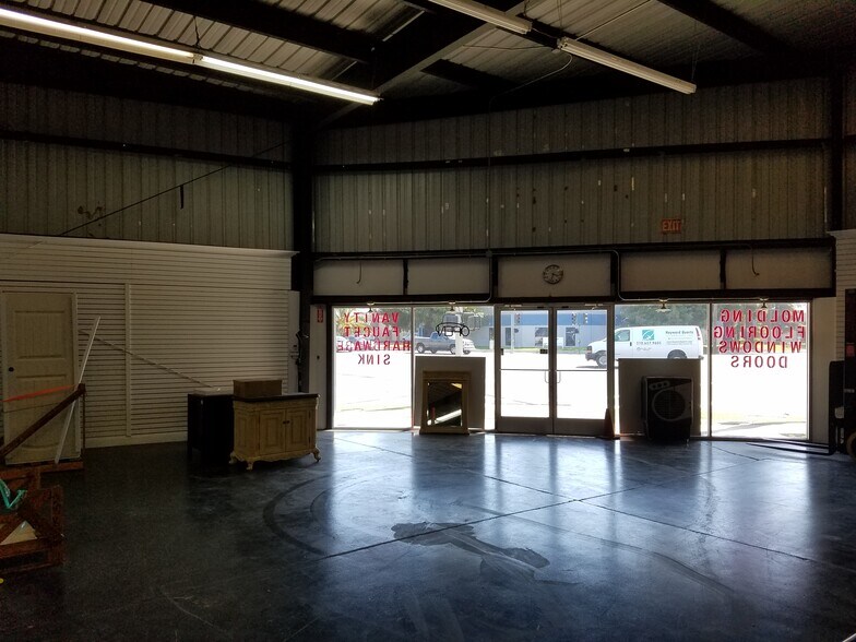 More Photos Of 2735-2741 Scott Blvd, Santa Clara Service For Lease