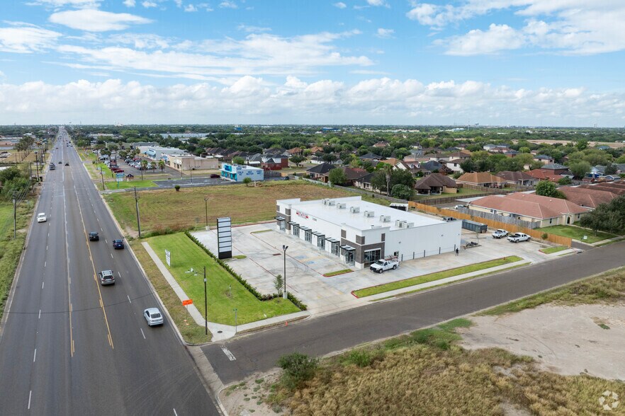 More Photos Of 3306 Raul Longoria Rd, San Juan Restaurant For Lease