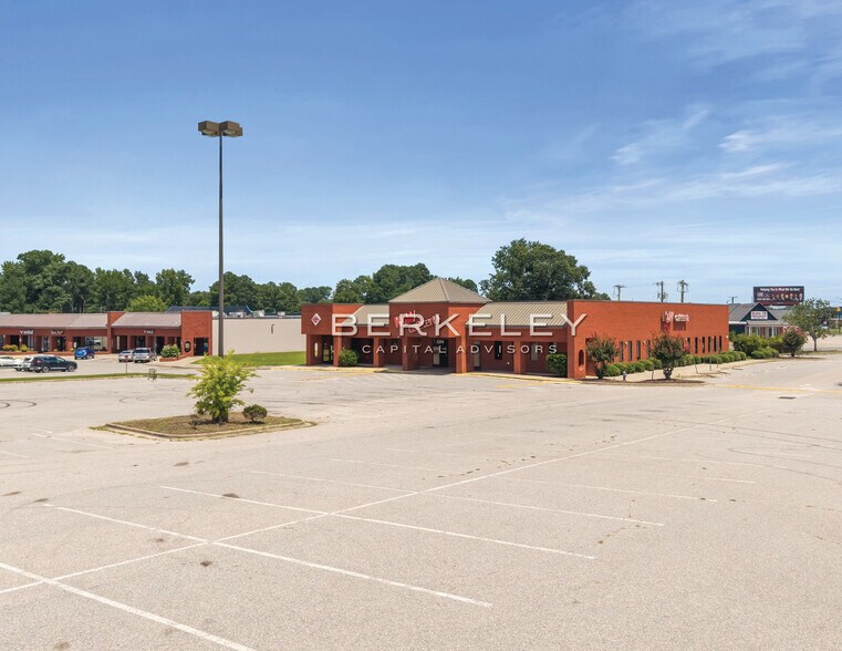 More Photos Of 1266 N Wesleyan Blvd, Rocky Mount Restaurant For Sale