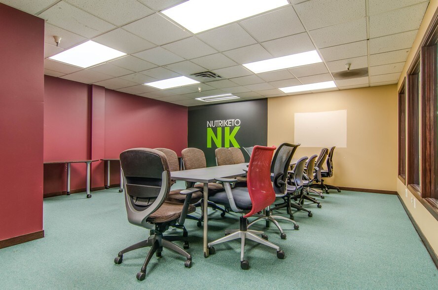 More Photos Of 1333 E 9400 S, Sandy Office For Lease