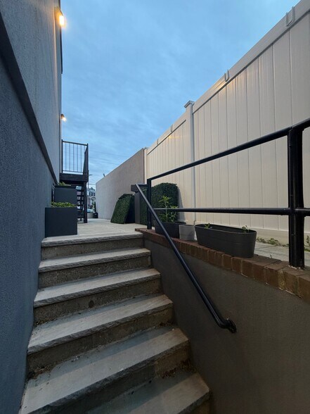 More Photos Of 3915 Flatlands Ave, Brooklyn Office For Lease