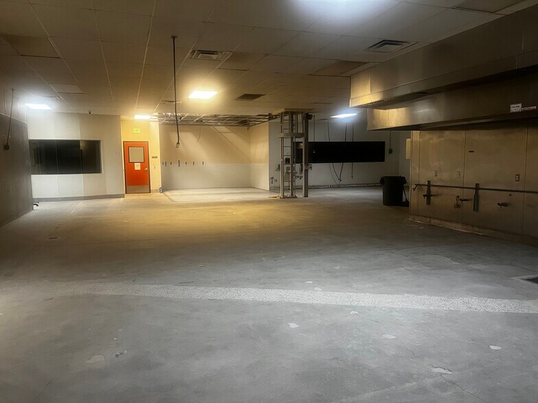 More Photos Of 1202 McGaw Ave, Irvine Warehouse For Lease
