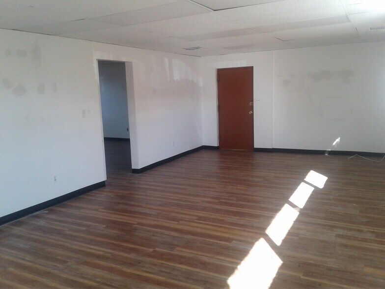 More Photos Of 72 Guy Lombardo Ave, Freeport Medical For Lease