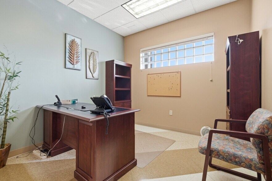 More Photos Of 1025 Jefferson Ave, Washington Medical For Lease
