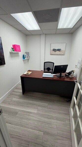 More Photos Of 13790-13798 NW 4th St, Sunrise Loft Creative Space For Lease