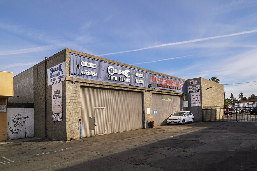 More Photos Of , Reseda General Retail For Sale