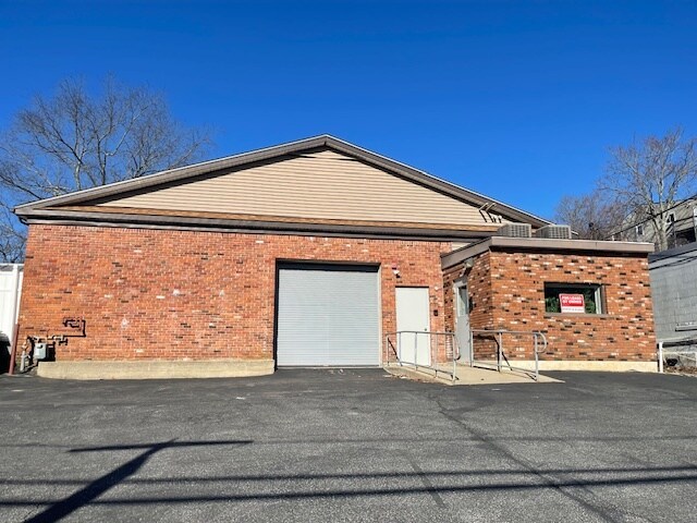 Primary Photo Of 1147 Cranston St, Cranston Freestanding For Lease