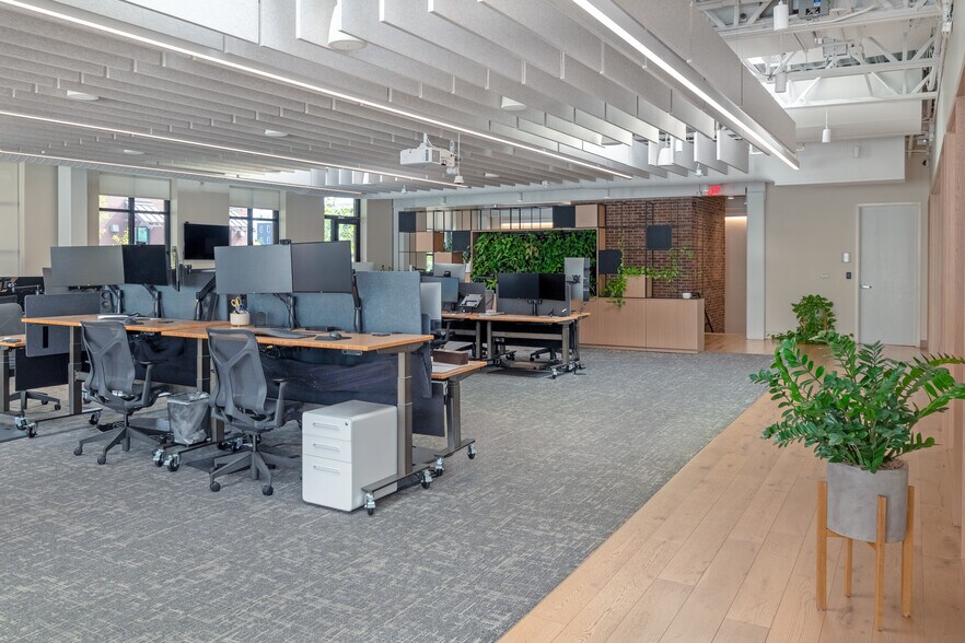 More Photos Of 11600 Rock Rose Ave, Austin Office For Lease