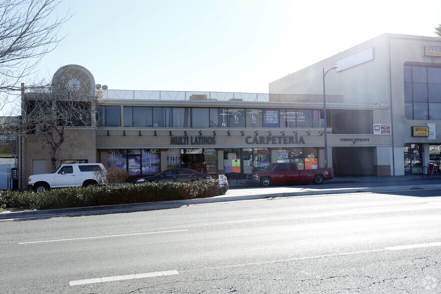 Primary Photo Of 21044 Sherman Way, Canoga Park Office For Lease