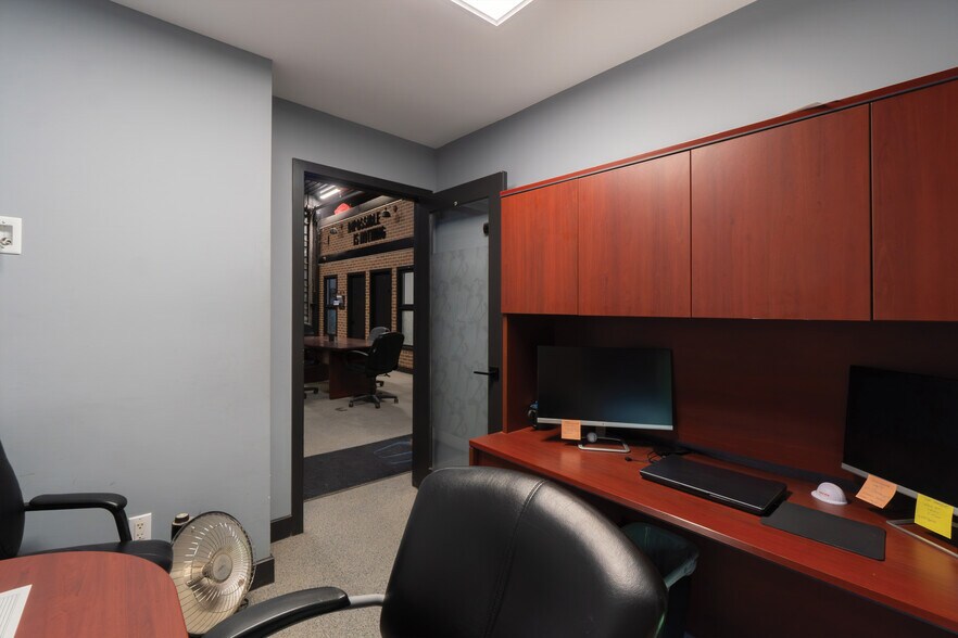 More Photos Of 00 Indcum Rd, Navan Showroom For Sale