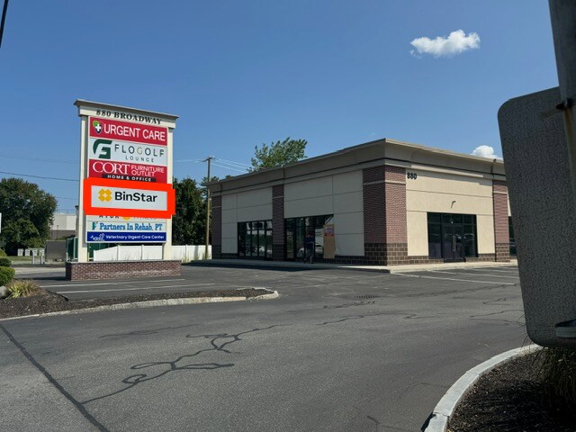 More Photos Of 880-910 Broadway, Saugus, MA 01906, USA Broadway, Saugus Storefront For Lease