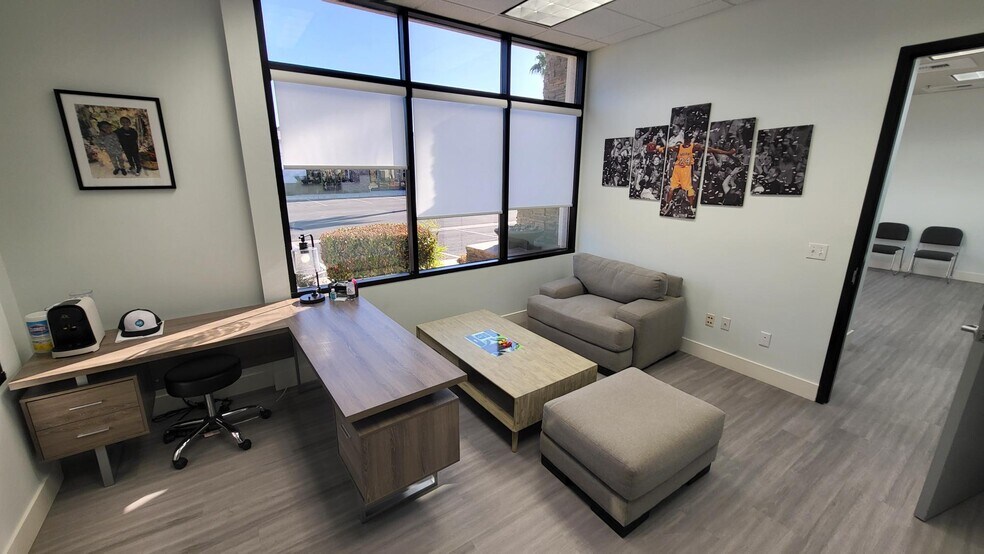 More Photos Of 2610-2620 S Jones Blvd, Las Vegas Medical For Sale