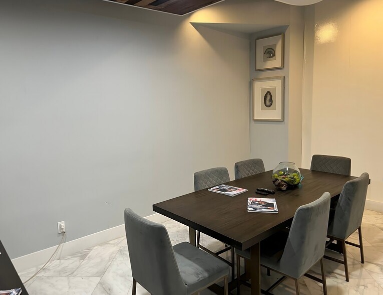 More Photos Of 3800 S Ocean Dr, Hollywood Office For Sale