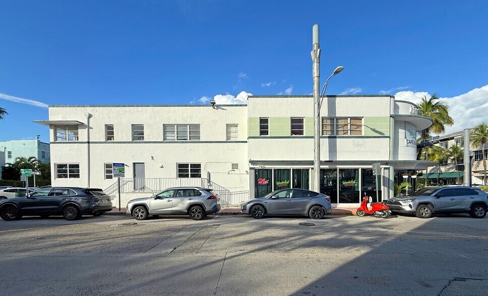 More Photos Of 1200-1210 Washington Ave, Miami Beach, Miami Beach Restaurant For Sale