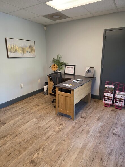 More Photos Of 6020 Parkway North Dr, Cumming Light Distribution For Lease