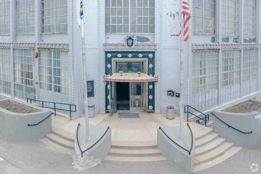 More Photos Of 100-240 Barber Ave, Worcester Manufacturing For Lease