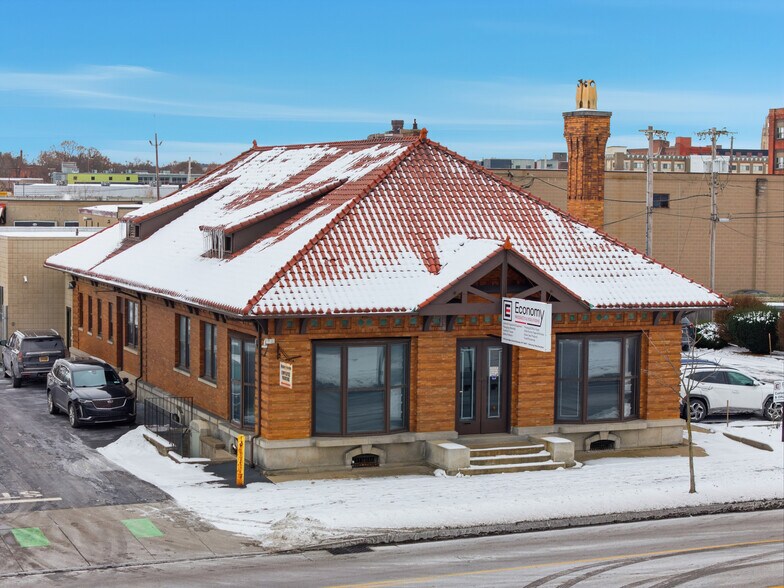 More Photos Of 1175 E Main St, Rochester Warehouse For Sale