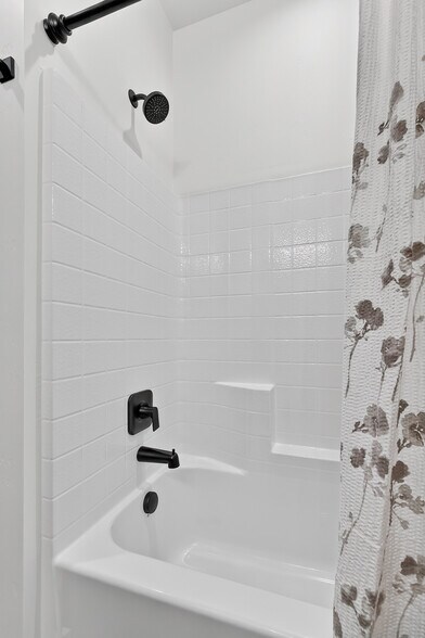 More Photos Of 101, 103, 105 Bighorn Court, Mccall Specialty For Sale
