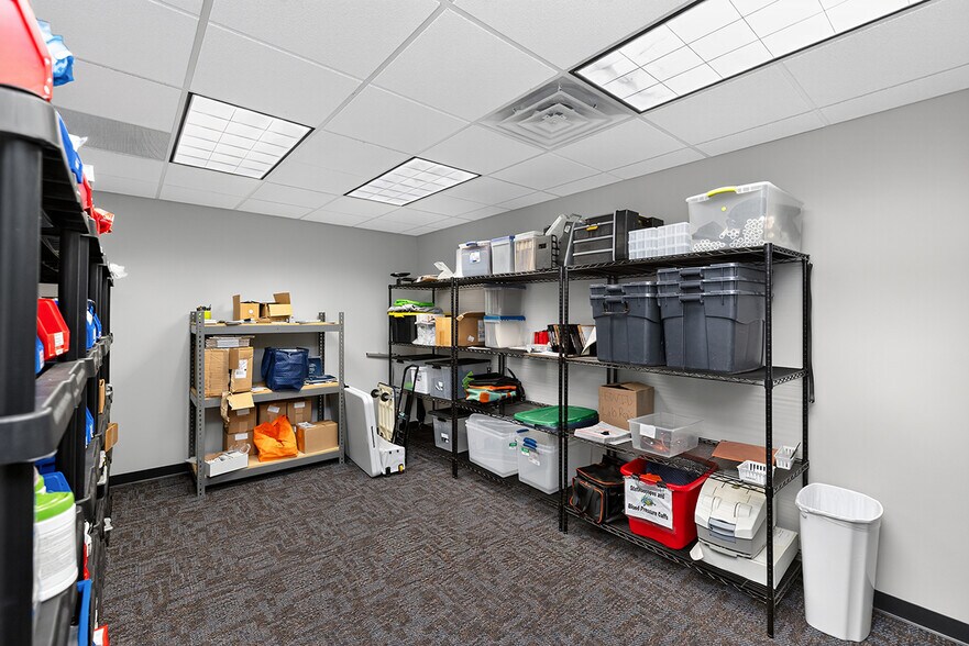 More Photos Of 631 County Road 17, Elkhart Office For Lease