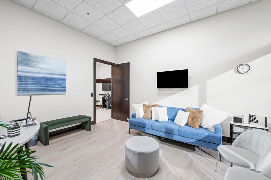 More Photos Of 4800 N Federal Hwy, Boca Raton Medical For Sale