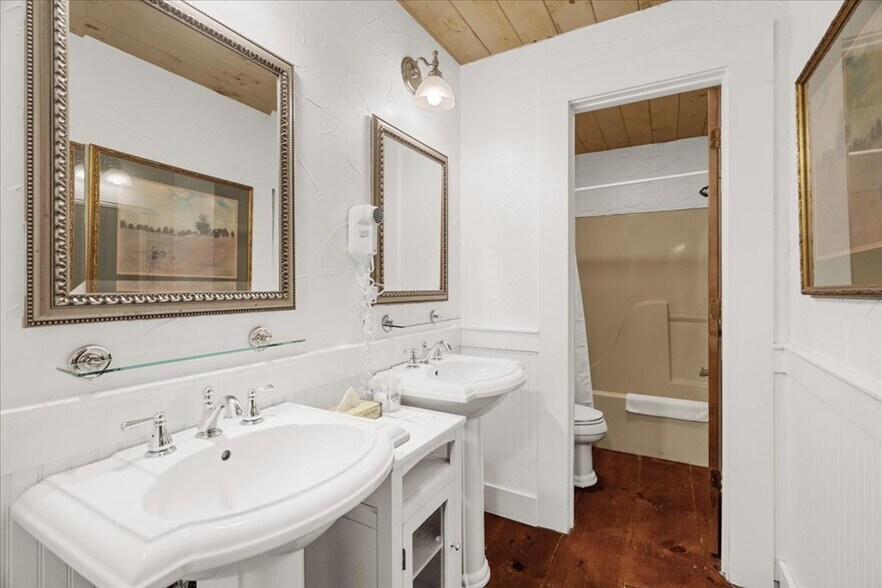 More Photos Of 9440 GA-52, Chatsworth Hospitality For Sale