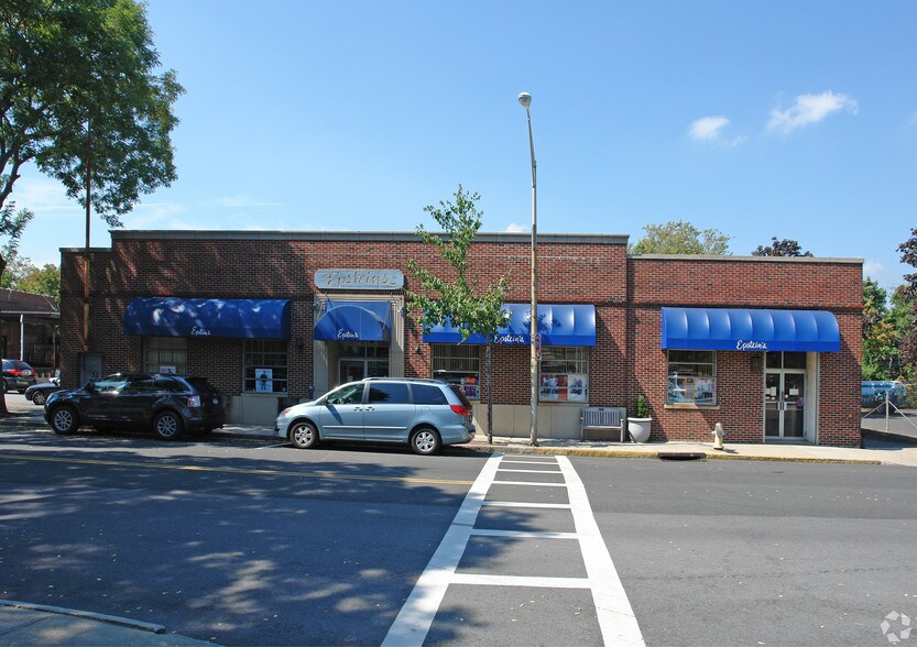 More Photos Of 21 Columbus Ave, Tuckahoe Storefront For Sale