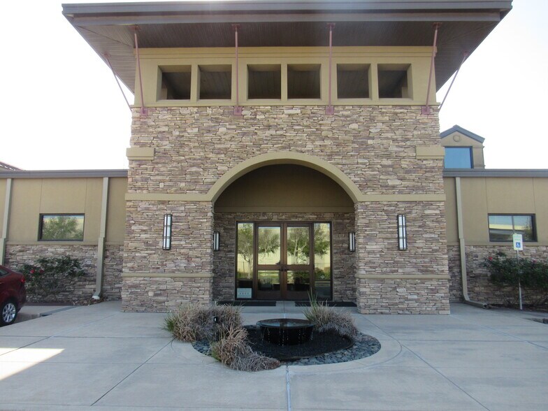 More Photos Of 2990 Holmes Rd, Houston Warehouse For Lease