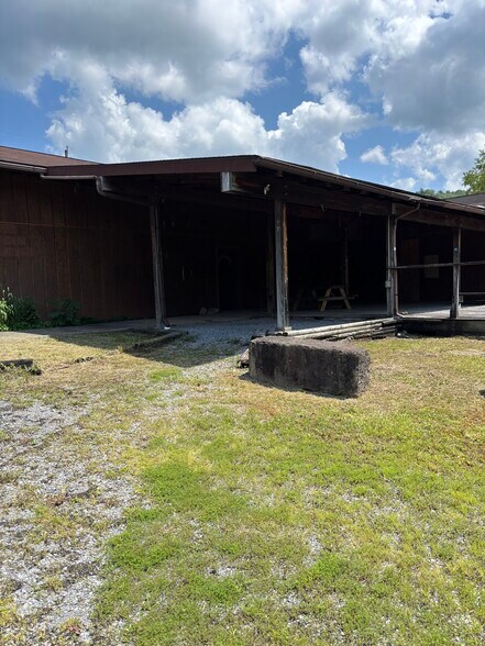 More Photos Of 414 Milroy Grose, Lansing Land For Sale