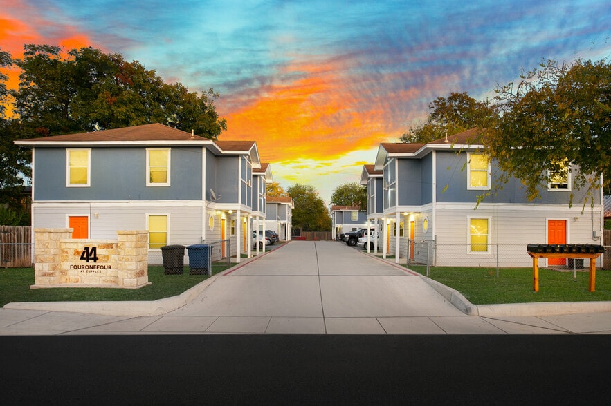 More Photos Of 414 Cupples Rd, San Antonio Apartments For Sale