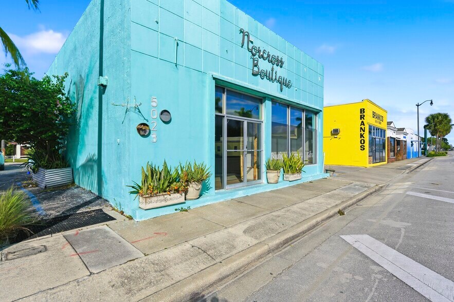 More Photos Of 5023 S Dixie Hwy, West Palm Beach Storefront For Lease
