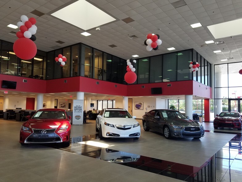 More Photos Of 4310 Jonesboro Rd, Union City Auto Repair For Lease