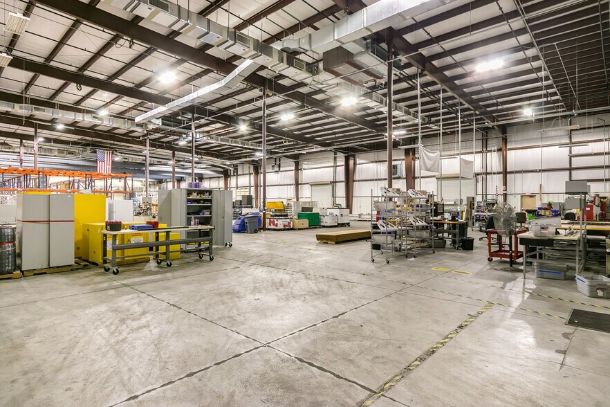 More Photos Of 4401 Fortune Pl, Melbourne Manufacturing For Lease