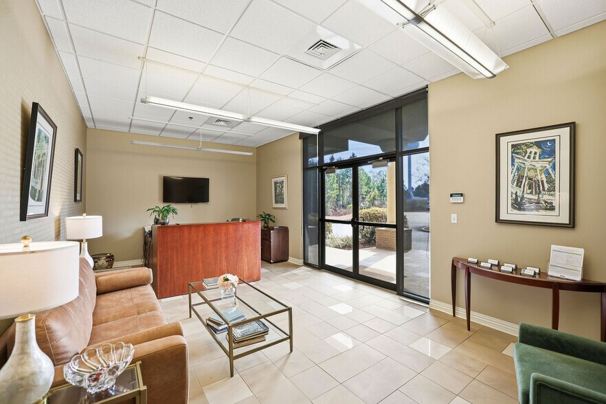 More Photos Of 68031 Capital Trace Row, Mandeville Office For Lease