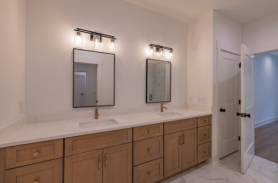 More Photos Of 1519-1521 Carroll Creek Rd, Johnson City Apartments For Sale