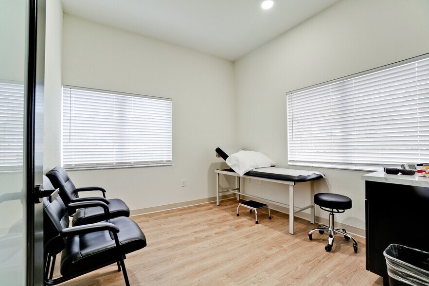 More Photos Of , Sarasota Office For Sale