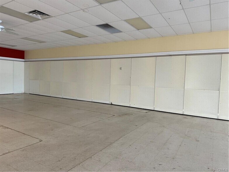 More Photos Of 2570 S Main St, Lakeport Self Storage For Sale