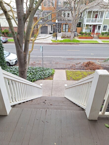 More Photos Of 1814-1820 T St, Sacramento Apartments For Sale